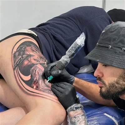 Jak identifikovat kvalifikace a hygienické standardy tetovacího obchodu?